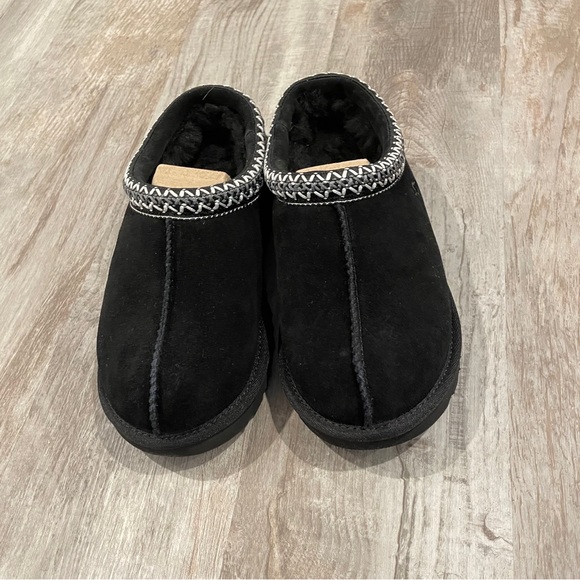 Tasman Ugg in Black Size 7 - Picture 2 of 7